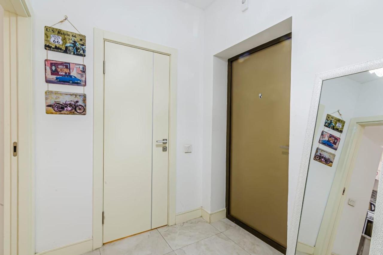 Однушка В Жк Абая 130/2 2019 Г.П. Apartment อัลมาตี ภายนอก รูปภาพ